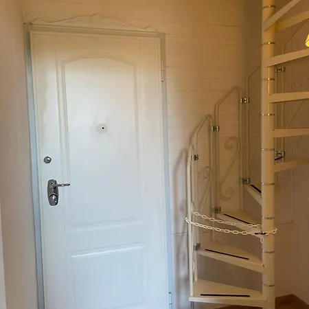 Appartement Elle Home: Comfort E Comodo Al Centro *